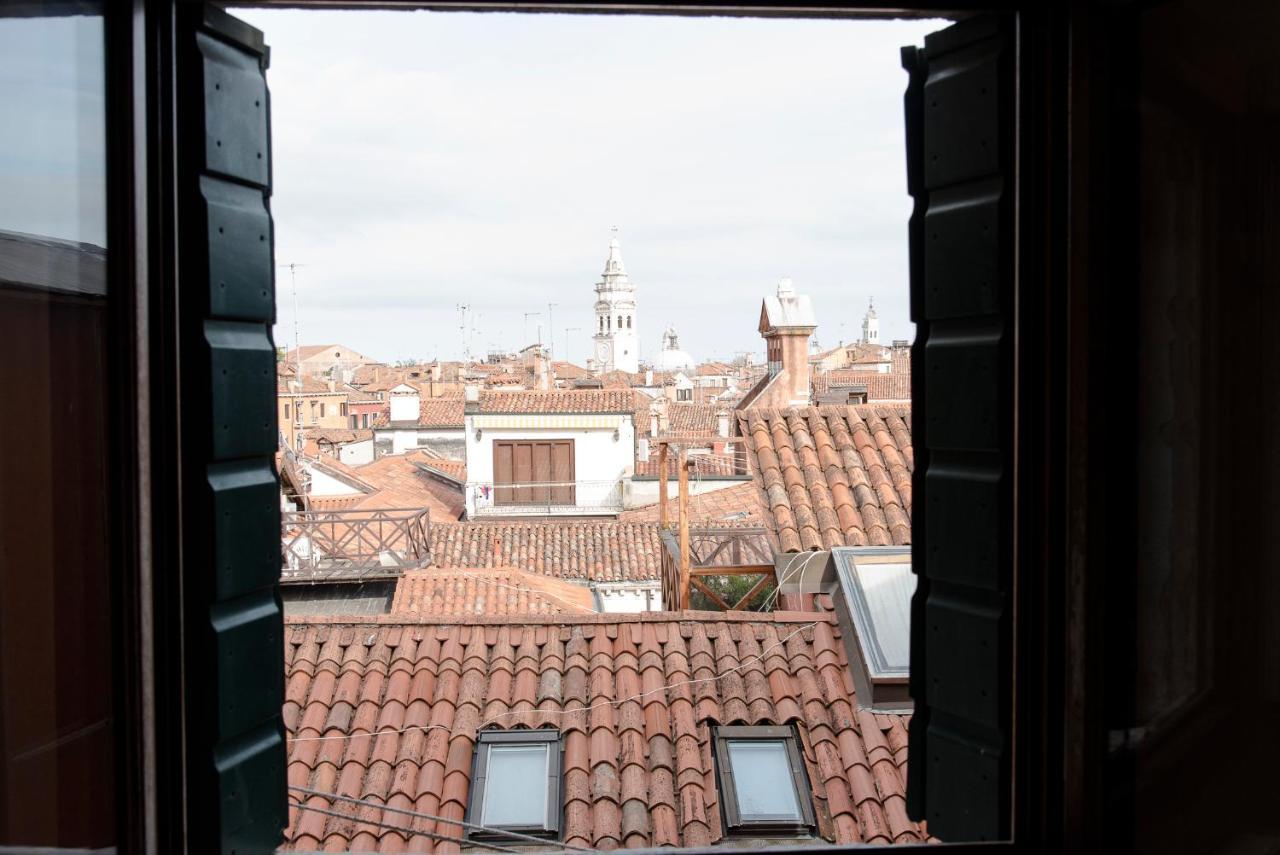 Lion Rooftop Apartments Venice Novita' Luaran gambar